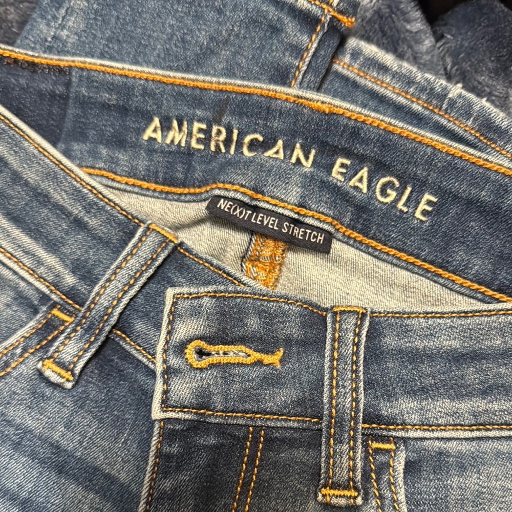 American Eagle Blue Jeans